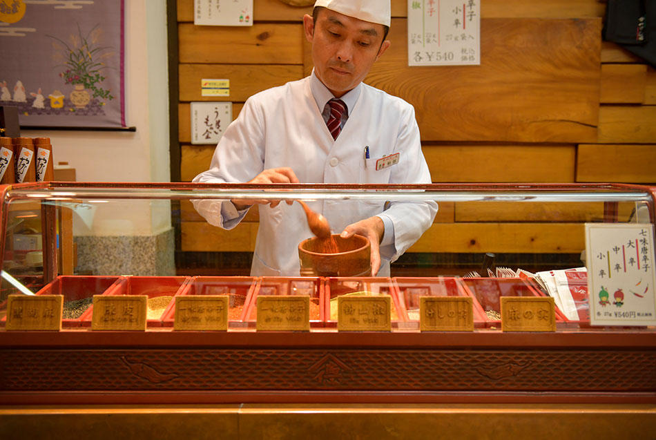-TSUKIJI, SPICE MARKET VENDOR-