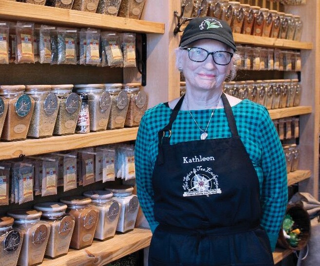 -NINA, KATHLEEN SPICE RETAILER-